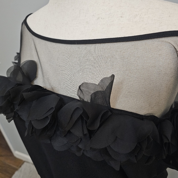 SHEIN CURVE FORMAL BLACK GOWN - Picture 3 of 4